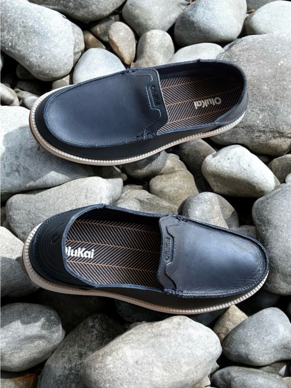 OluKai Kākaha Nia Men’s Navy Blue Leather Slip-On Shoes - Picture 15 of 16